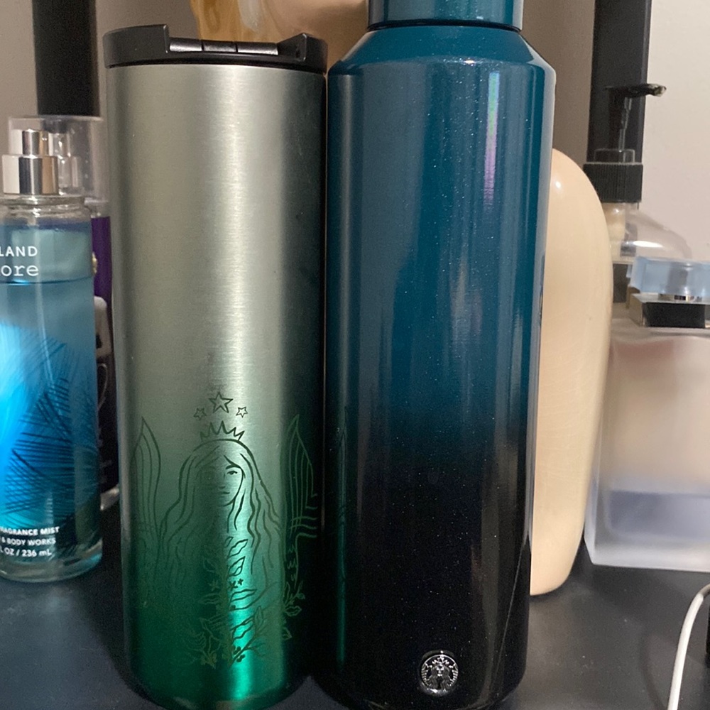 2 Starbucks Cups